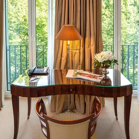 Parkhotel - Ein Mitglied Der Hommage Luxury Collection 5* Βρέμη