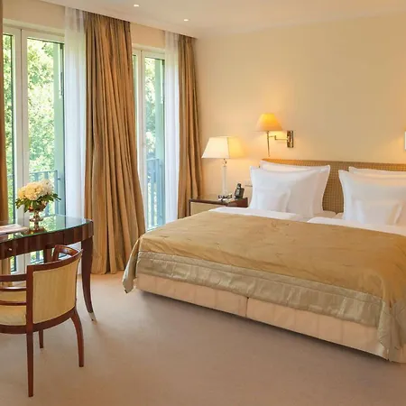 Parkhotel - Ein Mitglied Der Hommage Luxury Collection מלון